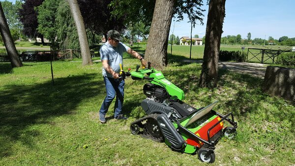 Peruzzo Motofrog zelfrijdende klepelmaaier