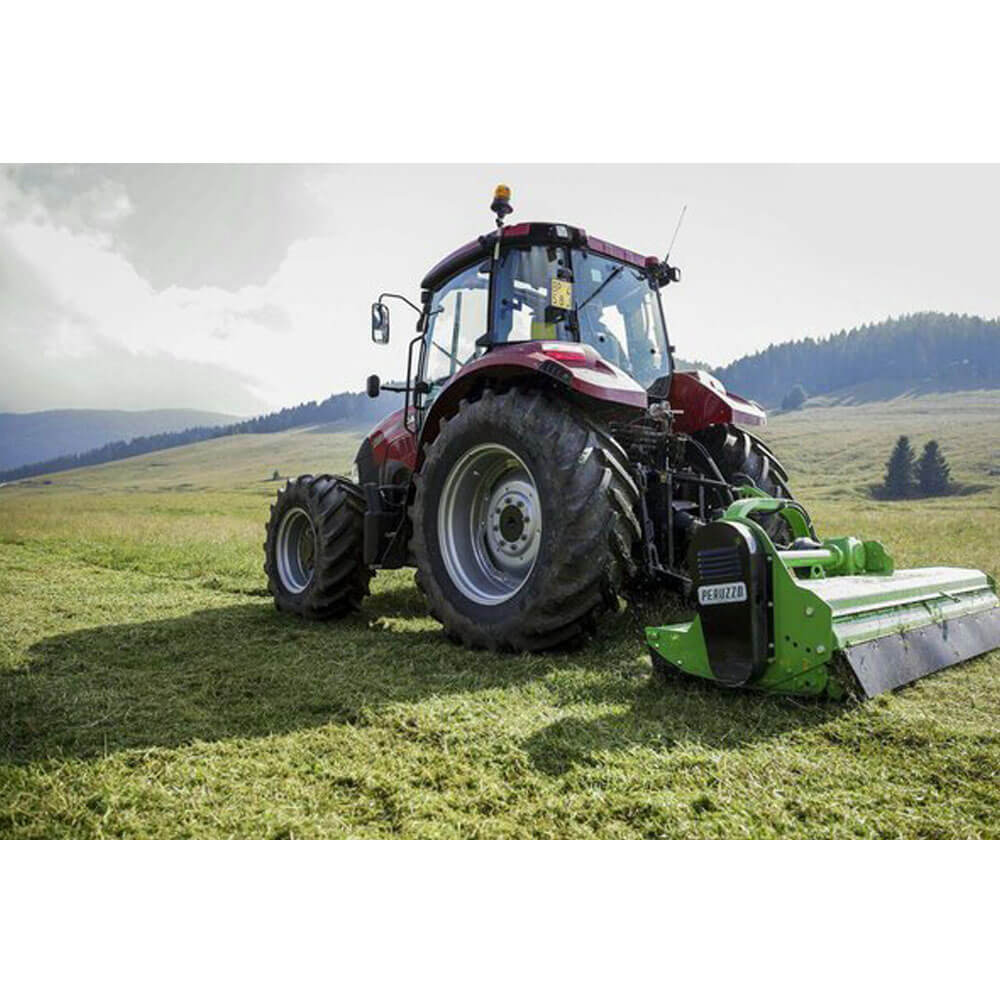 Peruzzo Super Bull klepelmaaier